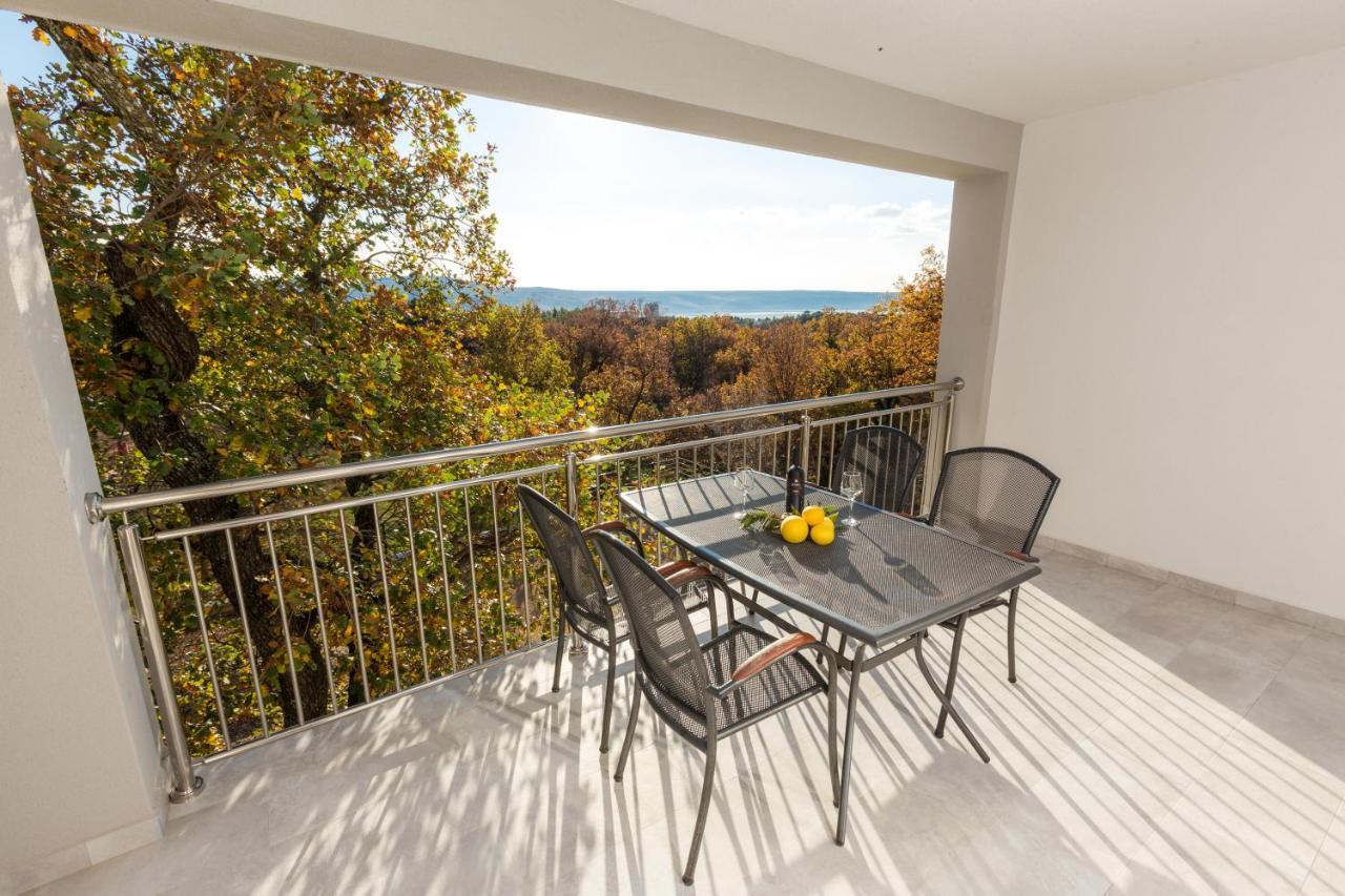 Apartmani Villa Paulo Starigrad Paklenica Exteriér fotografie