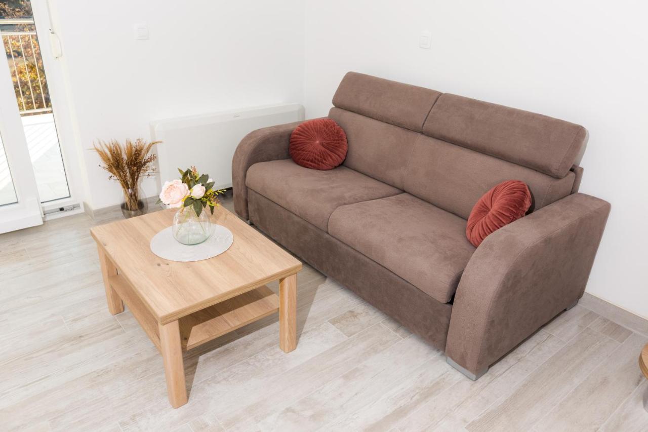 Apartmani Villa Paulo Starigrad Paklenica Exteriér fotografie