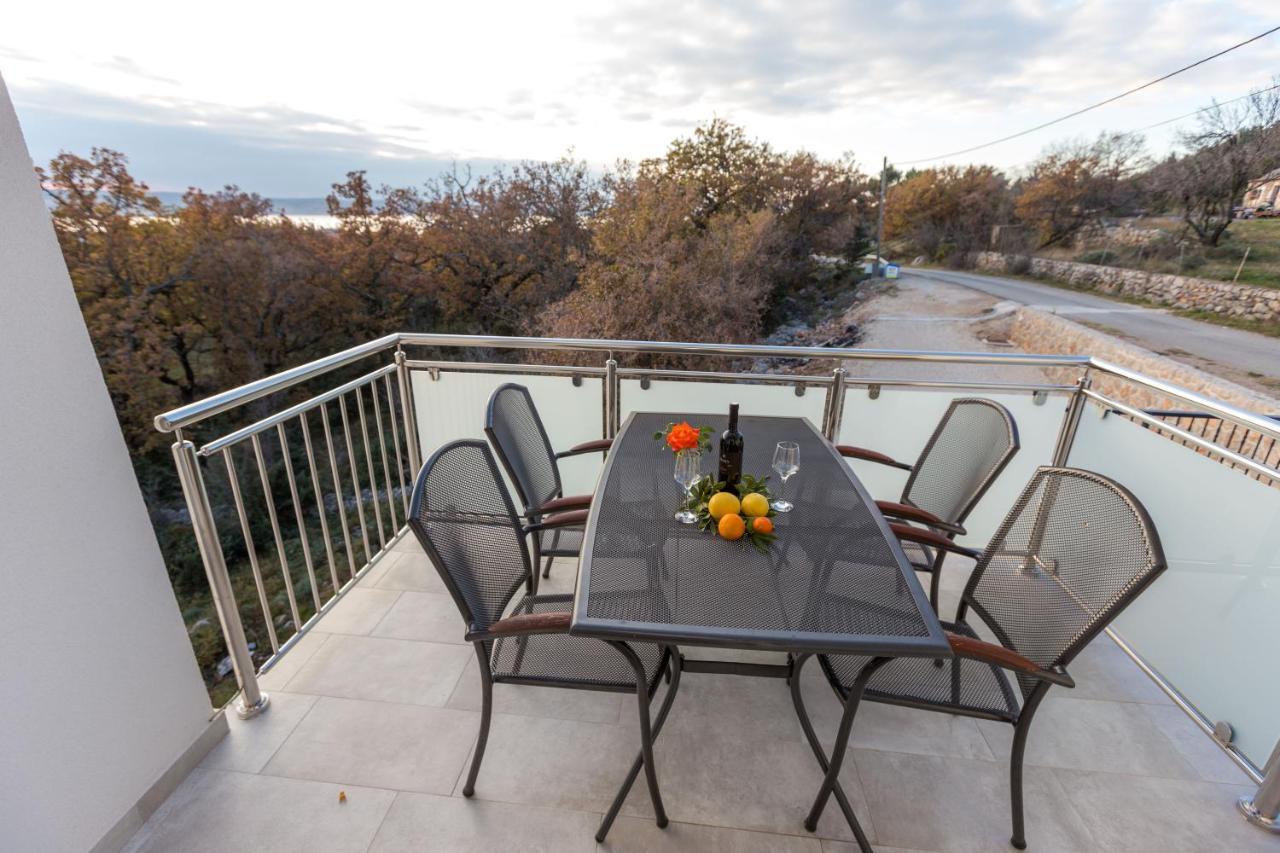 Apartmani Villa Paulo Starigrad Paklenica Exteriér fotografie