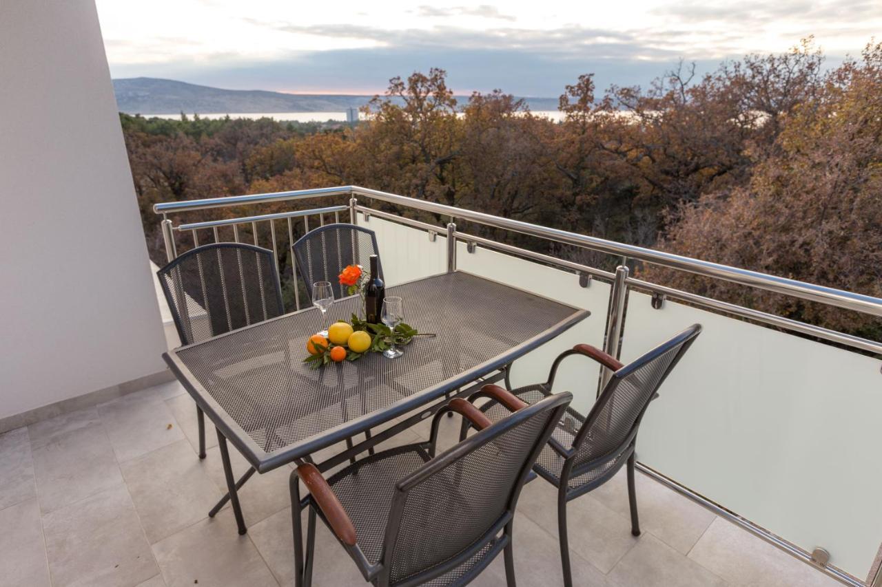 Apartmani Villa Paulo Starigrad Paklenica Exteriér fotografie