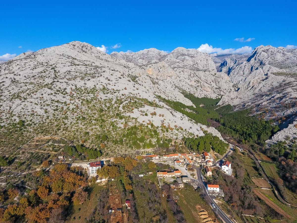 Apartmani Villa Paulo Starigrad Paklenica Exteriér fotografie